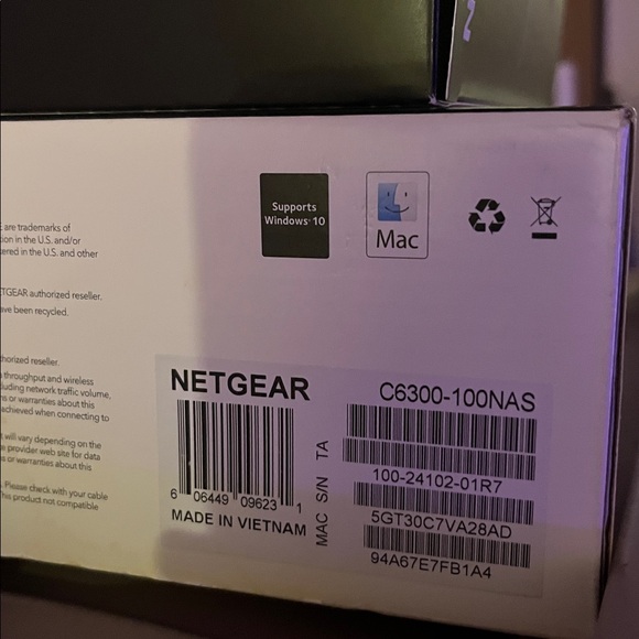 NETGEAR AC1750 WiFi Cable Modem Router - Picture 7 of 7